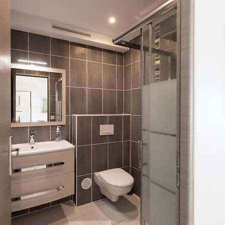 L35 Sea View Swimming Pool, Terrace&bbq Villa